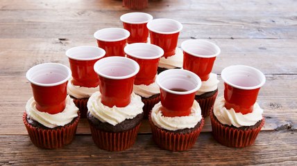 These Beer Pong Cupcakes Are The Life Of The Party