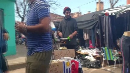 - Hayallerinin peşine düşen gençler, un helvası satarak dünyayı geziyor- Çocukluk arkadaşı olan 26...