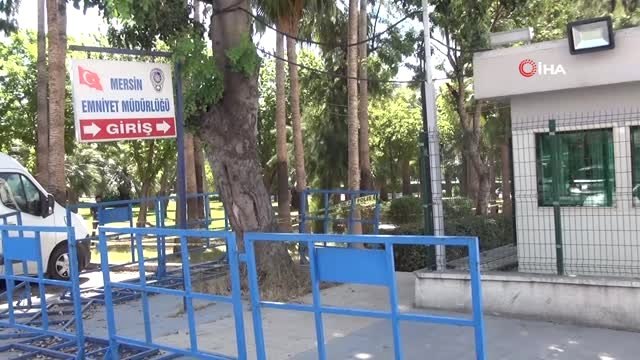 İşe giderken eşini öldüren zanlı, adliyeye sevk edildi