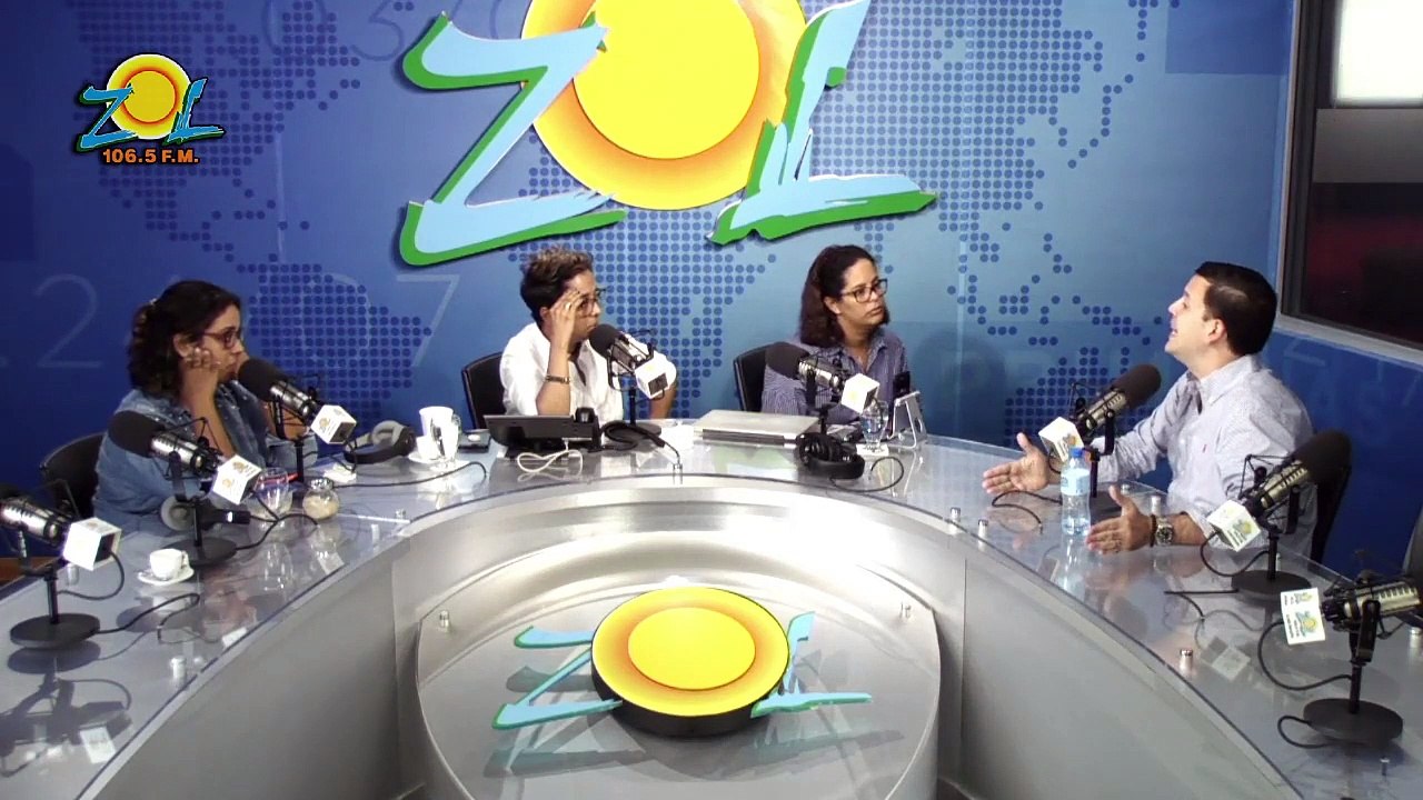 Hugo Beras y las mujeres de su vida en Solo Para Mujeres