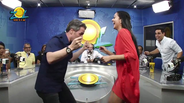 Jason Andors El Tiguere Vacano bailando bachata y merengue en Elmmismogolpe