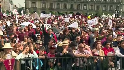 AMLO celebra el primer aniversario de su elección con optimismo por la economía de México