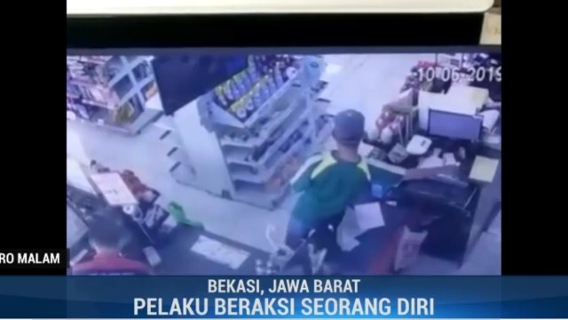 Aksi Pencuri Minimarket di Bekasi Terekam CCTV