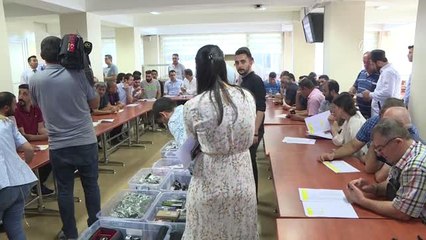 İETT'de unutulan eşyaları, bir kişi 81 bin liraya toplu olarak satın aldı