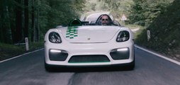 VÍDEO: el Porsche Boxster Bergspyder se encuentra con el original 909 Bergspyder