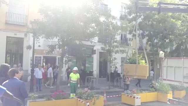 El Ayuntamiento de Madrid comienza a revertir la ampliación de aceras de la calle Galileo