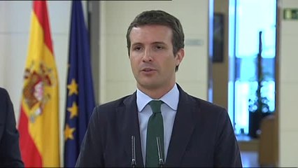 Скачать видео: Casado tiende la mano a Sánchez con la condición de que facilite que Navarra Suma gobierne en la comunidad foral