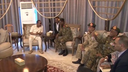 قوى التغيير بالسودان تعلن عصيانا مدنيا منتصف الشهر