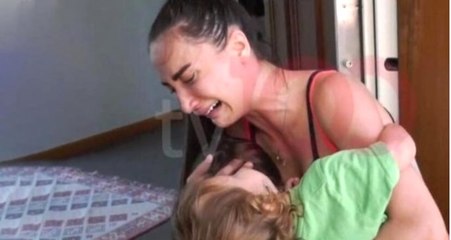 Yağmur Sarnıç çocuklarından ayrılırken krize girdi