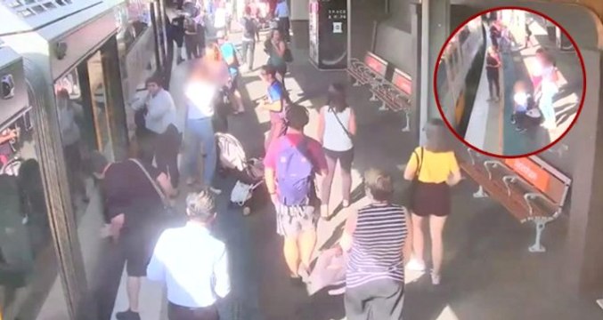 Raylara düşen çocuk son anda kurtarıldı! O anlar saniye saniye kamerada