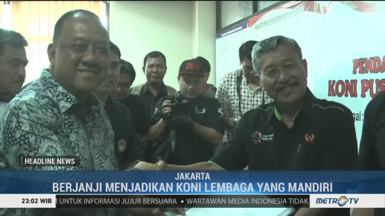 Marciano Norman Serahkan Berkas Pencalonan Ketum KONI Pusat