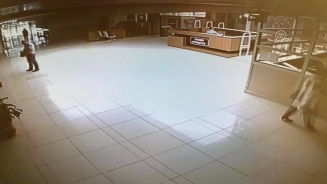 25 yıl hapis cezası olduğunu öğrenince adliyeden kaçmaya çalıştı (2)