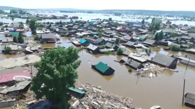 '폭염' 폴란드에 폭풍우 '강타'...뭄바이·러시아 물난리로 인명피해 속출 / YTN