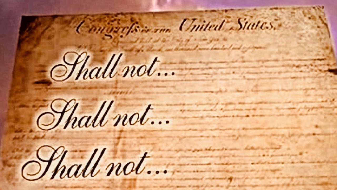 Why America Is Great - The Positive Effect Of Negative Government