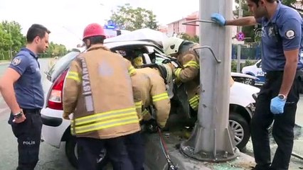 Bakırköy'de trafik kazası: 2 yaralı - İSTANBUL