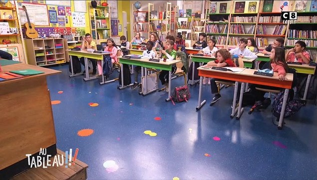 Face aux enfants, Gad Elmaleh répond aux accusations de plagiat dans Au Tableau! : C'est dans les moments difficiles qu'on voit les vrais amis