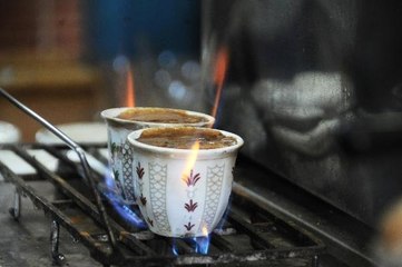 Bursalı esnafın cezve kullanmadan yaptığı kahve, yok satıyor