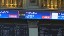 La bolsa española avanza en apertura a pesar de la caída del sector bancario