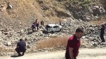 Otomobil uçuruma yuvarlandı: 1 ölü, 2 yaralı