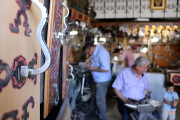 Kemaliye'de kapı tokmaklarının sırları