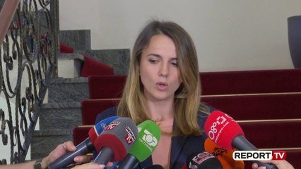 Télécharger la video: Manja drejton komisionin për shkarkimin e Metës, Hajdari: Të shtyhet! Balla: Të lirohet sa më shpejt