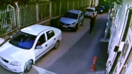 Tişörtüyle yüzünü gizleyen kapkaç zanlısı yakalandı - BURSA