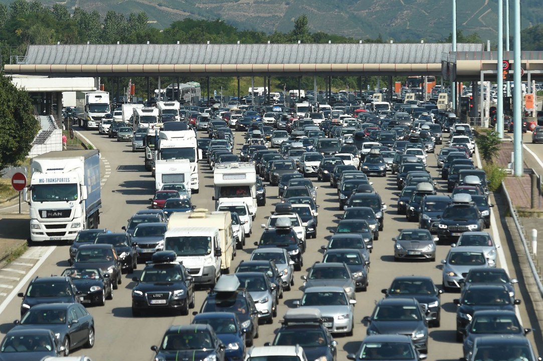 DRÔME ARDÈCHE : Comment se forment les bouchons sur l’autoroute ?