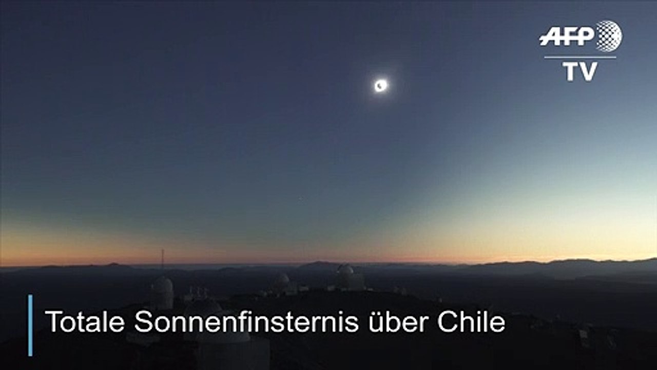 Stockdunkel am Tag: Totale Sonnenfinsternis über Chile