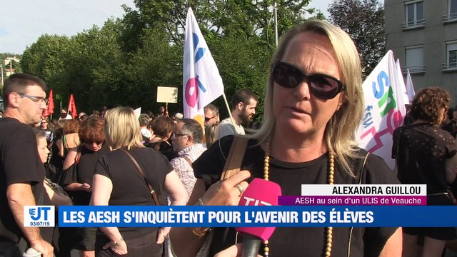 À la UNE : Les AESH s'inquiètent du nombre d'élèves à charge / les Verts présentent leurs nouveaux maillots / La LPO veut encadrer la chasse des chats / 41è tour de piste pour le Rhino Jazz.