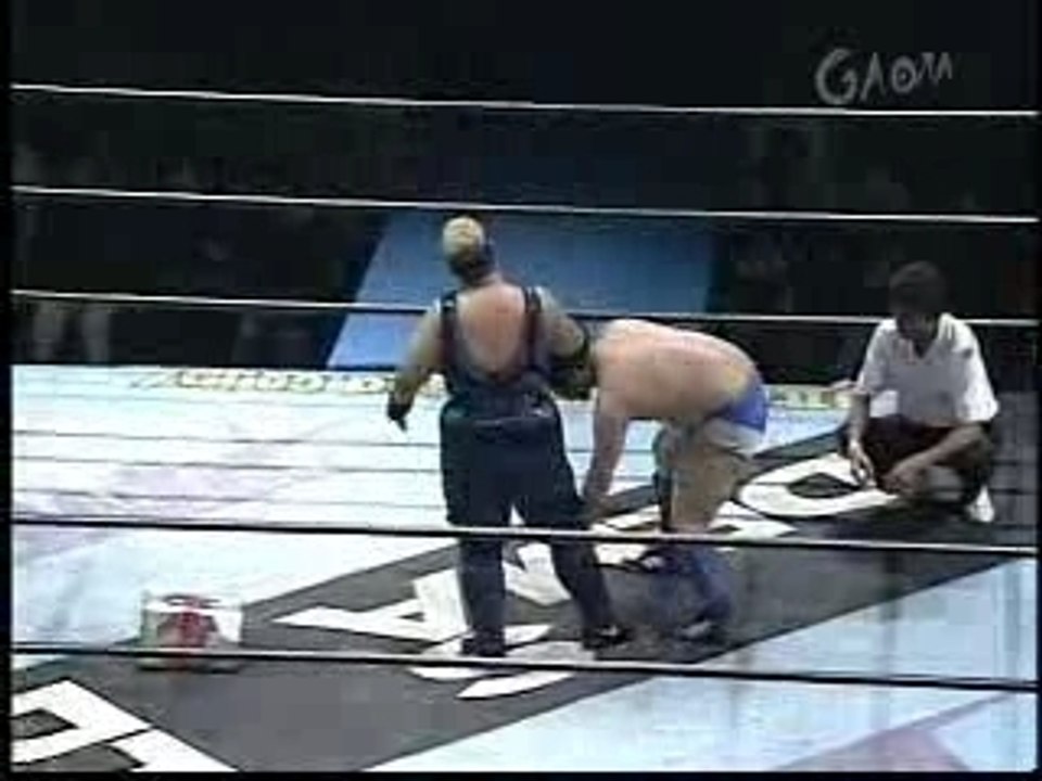 Danshoku Dino vs Aja Kong