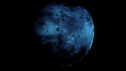 R.E.M. - Nightswimming (British Version / Official Music Video)