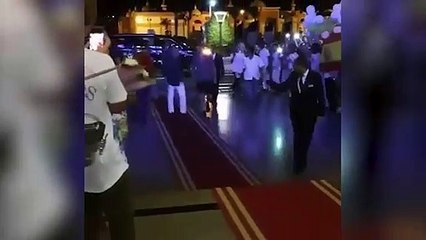 Sergio Ramos, recibido como un héroe a su llegada a Egipto: ¡sonaron los himnos de España y el Real Madrid!