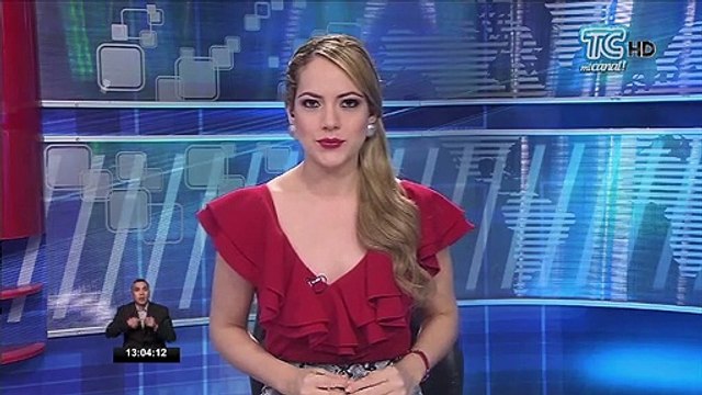 Tres presuntos delincuentes fueron capturados al interior de un taxi en Quito