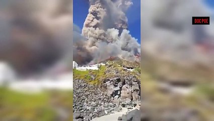 ITALIA: VOLCÁN ESTRÓMBOLI ERUPCIONA