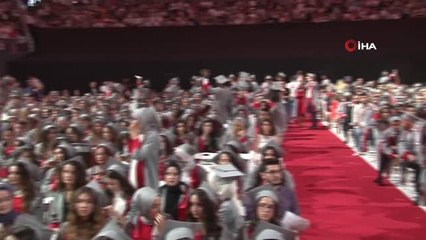 İKÜ'de mezuniyet coşkusu