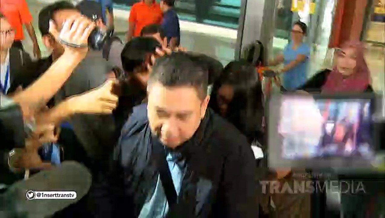 INSERT - Vanessa Mengadakan  Syukuran Dengan Anak Yatim