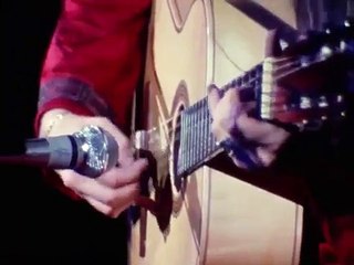 Melanie - Tuning my guitar  08-15-1969