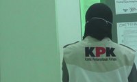 Kinerja KPK Dinilai Tidak Optimal Berantas Korupsi Aparat Penegak Hukum - BERKAS KOMPAS (2)