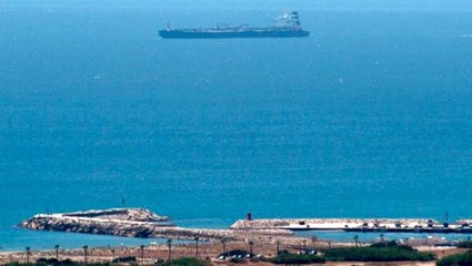 İran'dan Suriye'ye ham petrol taşıdığı iddia edilen tanker Cebelitarık Boğazı'nda durduruldu