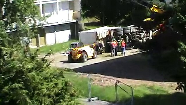 Chantier Ploufragan camion renversé