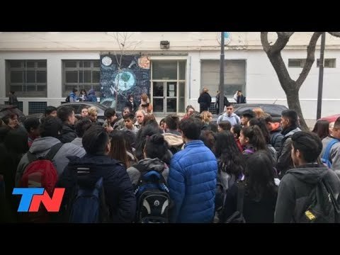 Acusan a un preceptor por acoso a alumnas