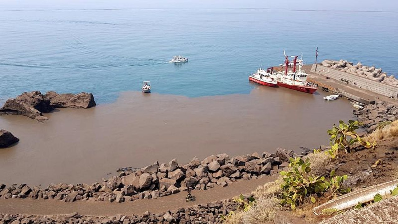 Überall Asche: Stromboli nach dem Vulkanausbruch