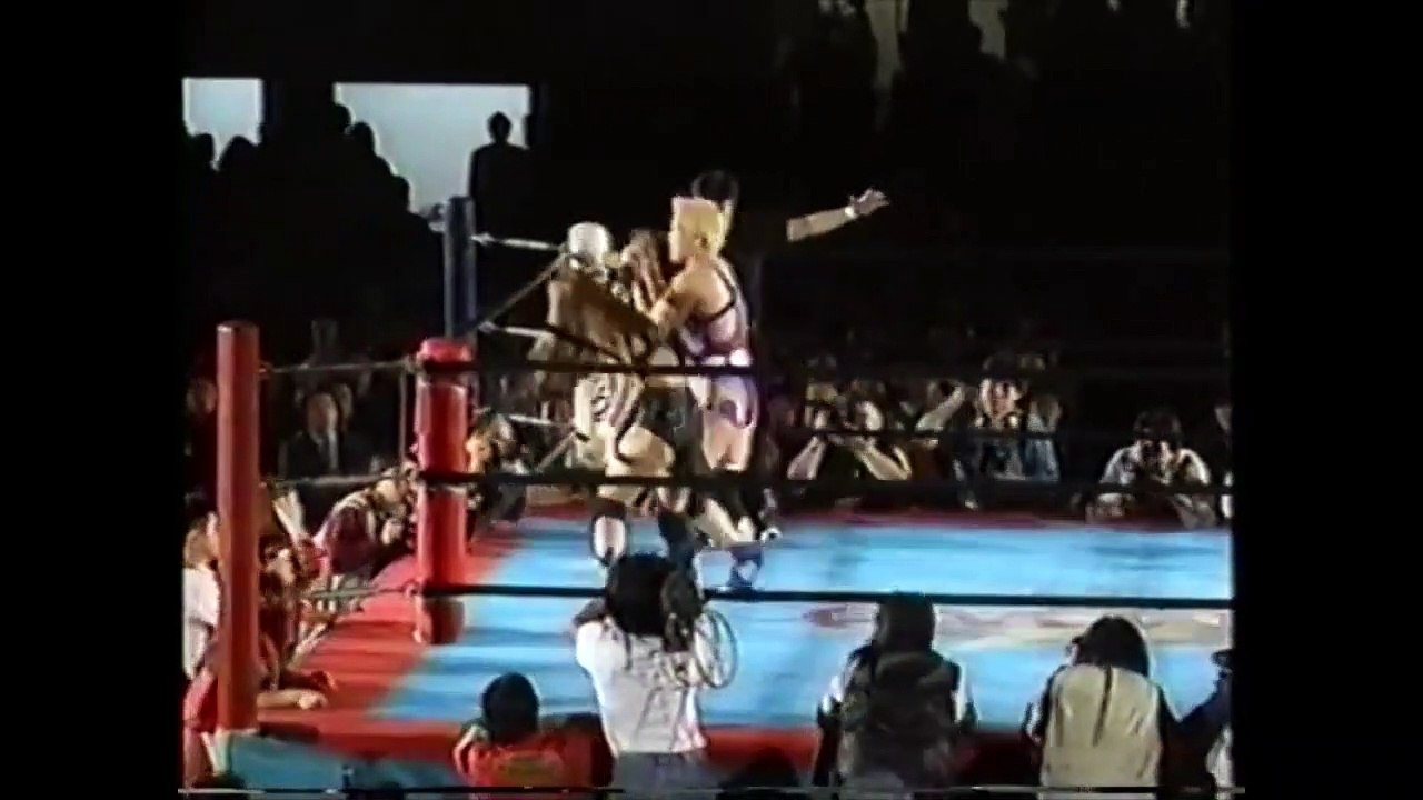 Megumi Kudo vs. Shinobu Kandori (12-11-96)
