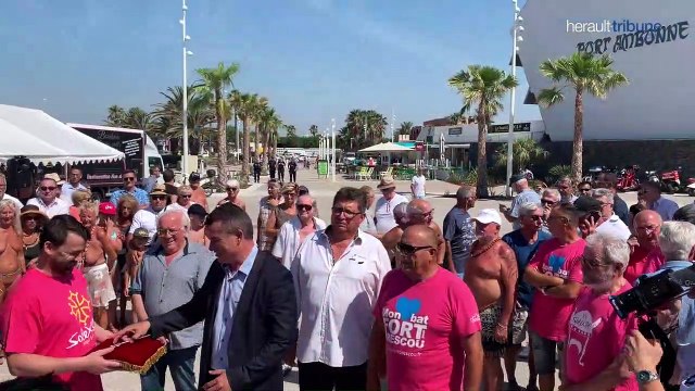 LE CAP D'AGDE - Le quai piétonnier du village naturiste en l'honneur de Jean Vila