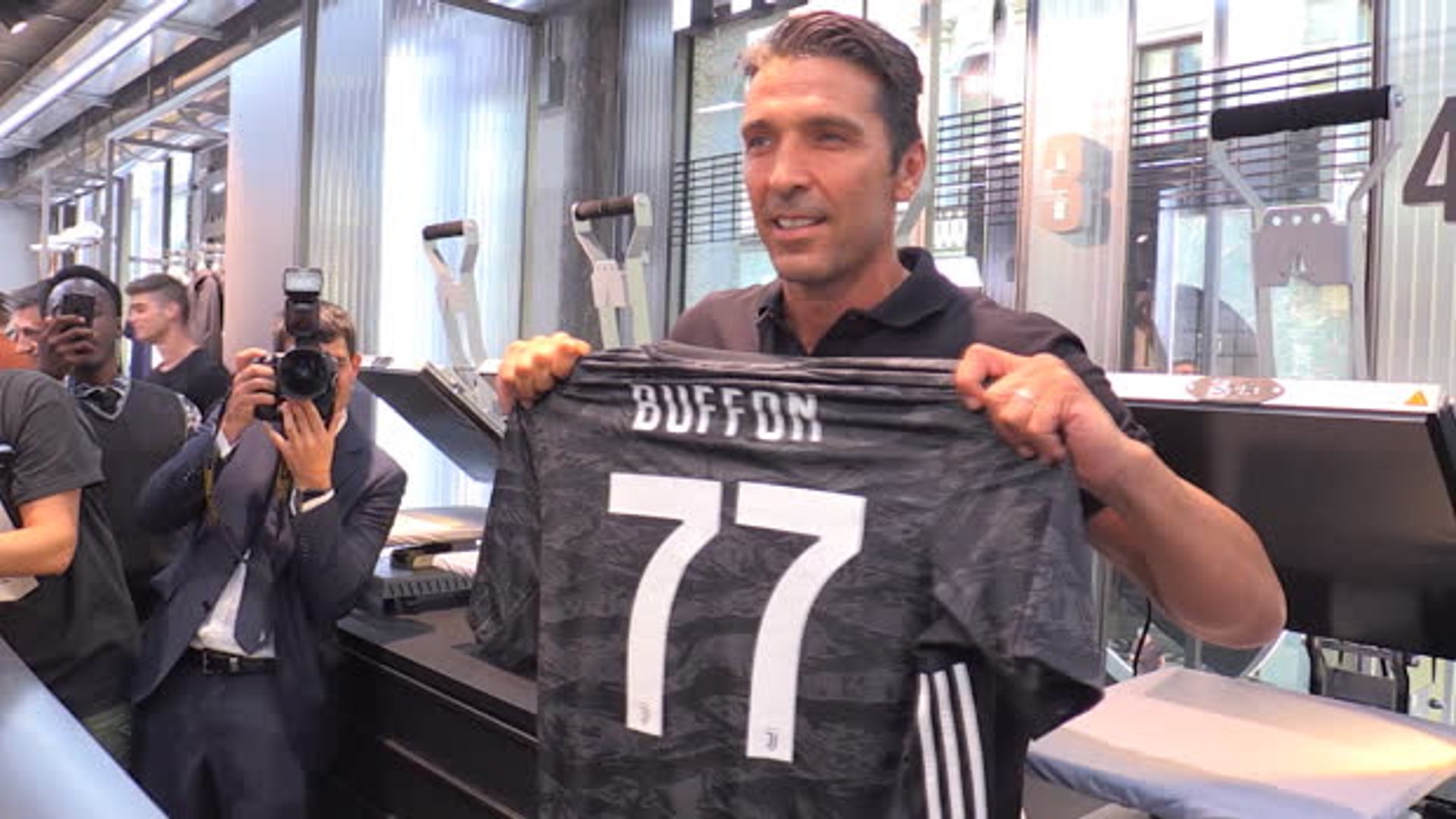 gianluigi buffon jersey number