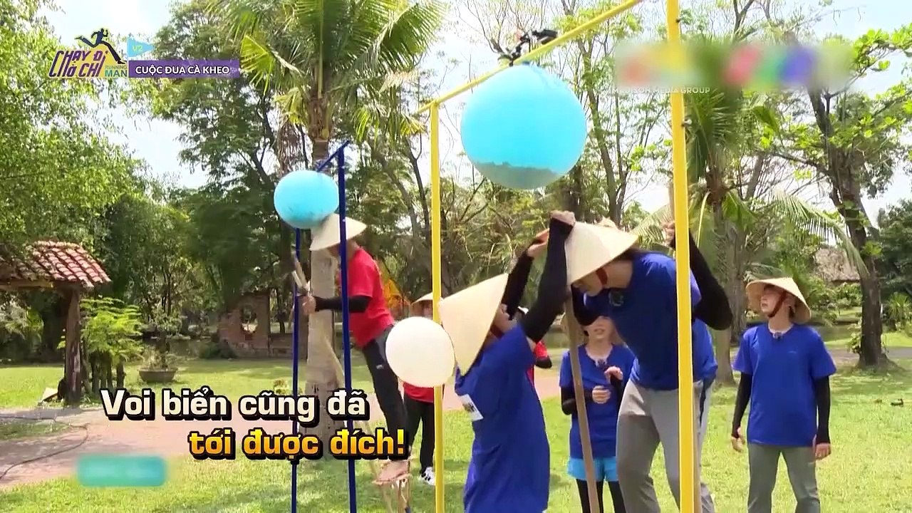 Chạy Đi Chờ Chi| BB Trần vượt qua trò chơi cà kheo như thế nào?