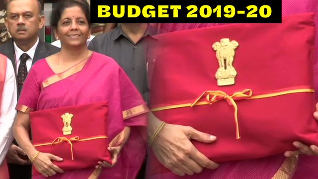 Budget 2019: ಬ್ರೀಫ್‌ಕೇಸ್ ಸಂಸ್ಕೃತಿಗೆ ಅಂತ್ಯ ಹಾಡಿದ ನಿರ್ಮಲಾ ಸೀತಾರಾಮನ್