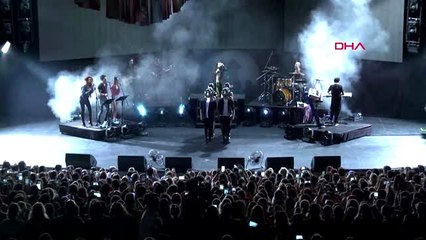 Bursa Festivali'nin finalini Hande Yener yaptı