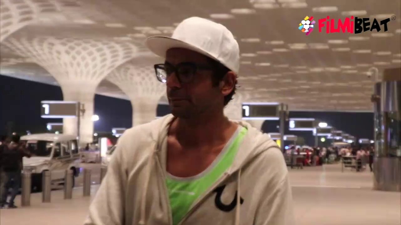 Sunil Grover gives a hilarious twist to Bottle...