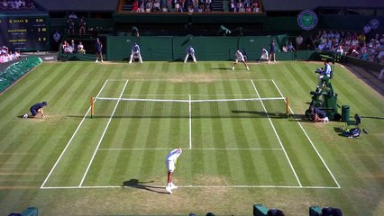 [영상] 언더서브에 속고, 공에 맞고...나달의 수난 / YTN